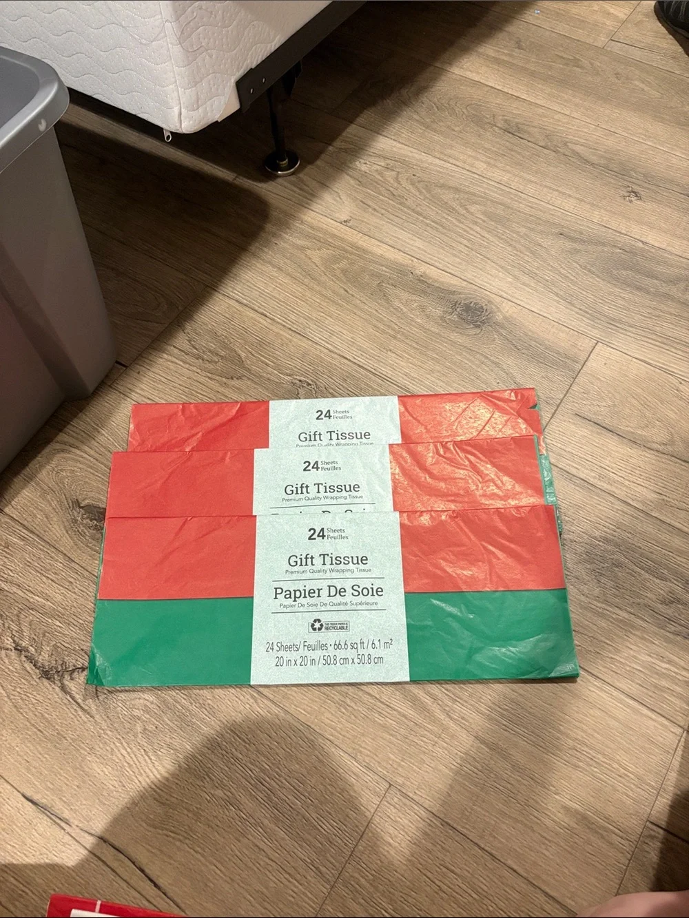 Red and Green Gift Tissue Paper - 24 Sheets